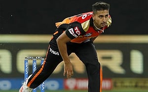 গতির ঝড় তুলে বিশ্বকাপে ভারতের নেটে উমরান