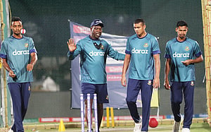 উইকেট দেখে বাড়তি পেসার নিয়ে সিদ্ধান্ত নেবে বাংলাদেশ