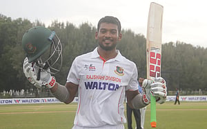 ফিফটির পর শান্তর দারুণ সেঞ্চুরি