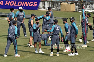 বাংলাদেশের বিপক্ষে চট্টগ্রাম টেস্টে নেই আব্বাস