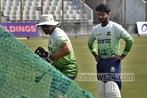 ‘বাংলাদেশের পরবর্তী সুপারস্টার হতে পারে জয়’