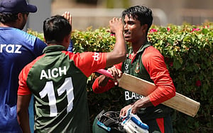 আরিফুলের দারুণ সেঞ্চুরির পর হারল বাংলাদেশ