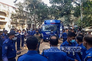সিনহা হত্যার রায় ৩০০ পৃষ্ঠার