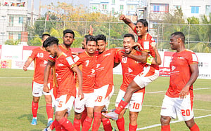 সুমন-রবিনিয়োর গোলে মোহামেডানকে হারাল কিংস