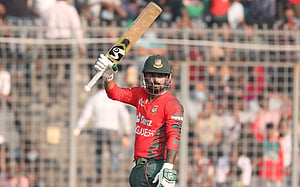 ভাবনার জগতে শান দিয়ে দ্যুতিময় লিটন
