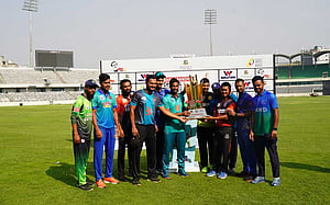 অগোছালো চেহারায় চেনা সংস্করণে ঢাকা প্রিমিয়ার লিগ
