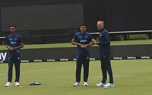 তাসকিনের অভাব অনুভব করছেন ডোনাল্ড