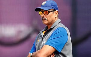 ভারতীয় বোর্ডের ‘স্টুপিড’ নিয়ম নিয়ে শাস্ত্রীর ক্ষোভ