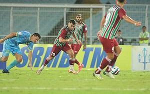 মোহনবাগানের বিপক্ষে স্বপ্নভঙ্গ আবাহনীর