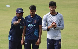 হেরাথের ক্যাম্পে ৩২ স্পিনার, নির্বাচকরা খুঁজবেন নতুন প্রতিভা