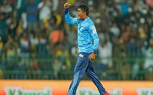 শ্রীলঙ্কা দলে টেস্ট অভিষেকের অপেক্ষায় থাকা ভ্যান্ডারসে