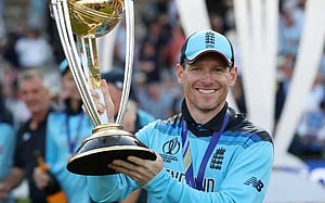 নেতৃত্ব ‘ছাড়ছেন’ বিশ্বকাপজয়ী মর্গ্যান