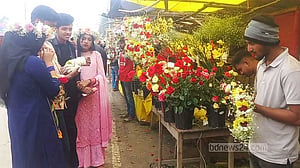 ফুলরাজ্যে উৎসব