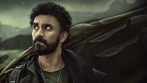 Sandeep Sunkad's Pabbar features Dheeren as a cop