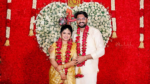 Raveena Ravi, dubbing artist-actor, marries director Devan Jayakumar