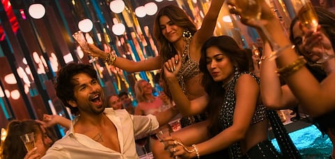 Cocktail 2 box office day 4: Shahid Kapoor starrer takes a sharp fall on 1st Monday