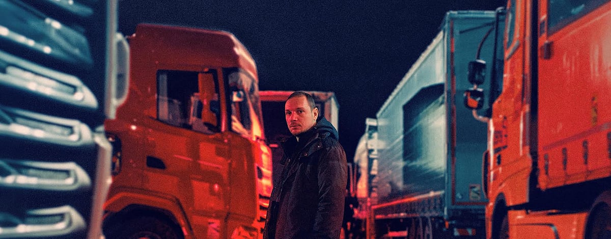 Cinema Without Borders: Road to love — Flesh and Fuel
