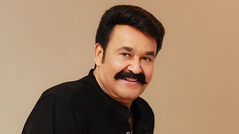 Mohanlal declares 10 elephant tusks, 13 ivory idols to Forest Department