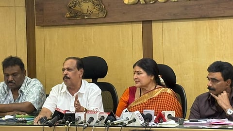 KFCC President Jayamala, producer Rockline Venkatesh, Sa Ra Govindu rally Kannada film industry behind farmers in Cauvery row