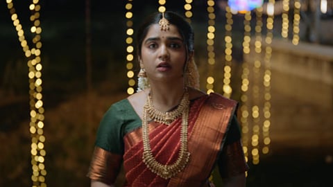 Gouri Kishan is a runaway bride in the first promo of Tharagai