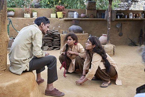 Biweekly Binge: On the many readings of Pataakha