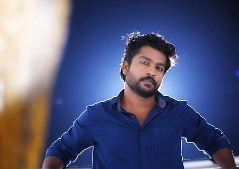 Sirun, a comedy thriller driven by coincidences