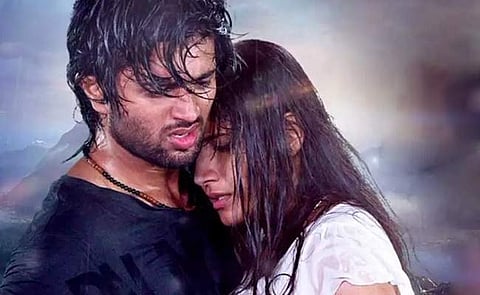 Ye Mantram Vesave Review: A muddled outdated mess