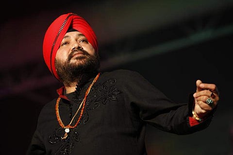 Singer Daler Mehndi debuts in Kannada with The Villain