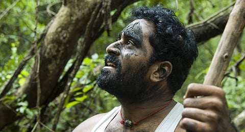 Vinveli Payana Kurippugal Review: An overlong drama posturing as science fiction 