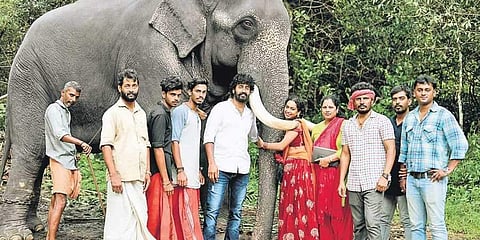 Bharani team goes to Kerala for photoshoot
