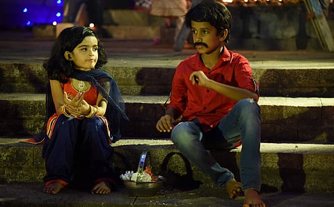 Girmit Movie Review: Ravi Basrur's entertainer is a new cinematic experience
