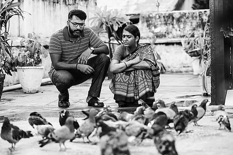 Airaa is a story of two women from contrasting walks of lives: Kalaiyarasan