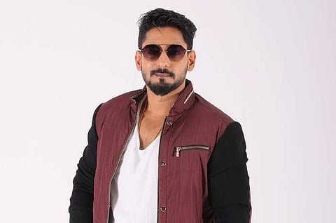 Prajwal Devaraj to play a Vishnuvardhan fan in Khadar Kumar's Veeram