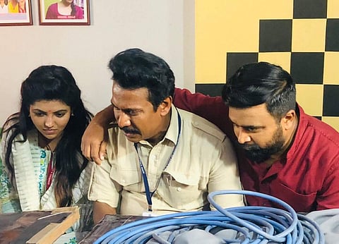 Location Diaries: Pep talk and a performance