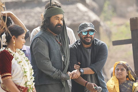Prasanna Sujit with Mohanlal on the sets of Marakkar
