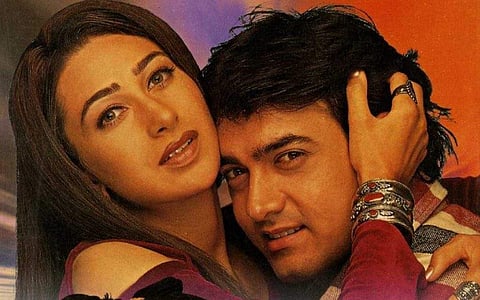 What did Aamir Khan consume for the drunken scene? Why does Pardesi Pardesi play at the end of V For Vendetta? Here’s some super-cool trivia about Dharmesh Darshan’s 1996 blockbuster…