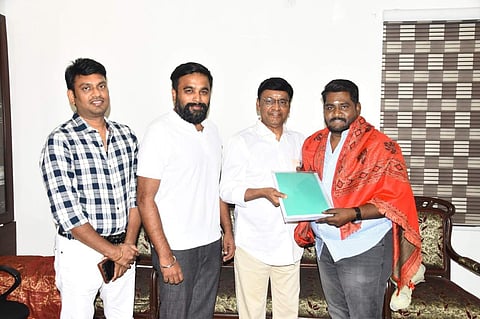 SR Prabhakaran to direct Mundhanai Mudichu remake 