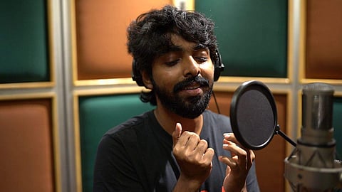GV Prakash sings for  Ammu Abhirami's Battery