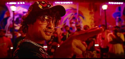 Tovino in Kannil Pettole song