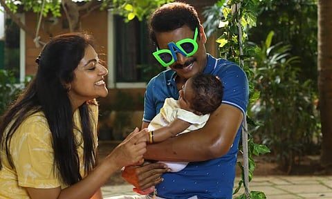 Samuthirakani: Similar roles can't restrict the range of a good actor