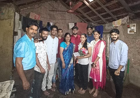 मग जिद्दीसमोर बिकट परिस्थिती देखील हार पत्करते.हेच पुन्हा एकदा नम्रता साळगावकर (Namrata Salgaonkar) हिच्या यशावरून (success)  समोर येतंय.