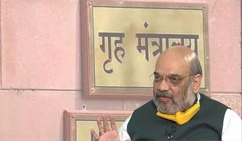 केंद्रीय गृहमंत्रालयाने तिसऱ्या लाटेचा धोका लक्षात घेऊन राज्यांना पुन्हा निर्बंध लागू करण्याच्या सूचना दिल्या आहेत.