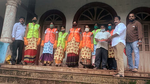 MGP Leader Shri. Praveen Arlekar distributed aprons, jackets and  gloves to the Sweepers, in Pernem (Goa), on Saturday, 17 July, 2021 