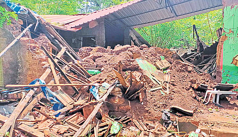 Goa: house Collapse of Sanjay Naik