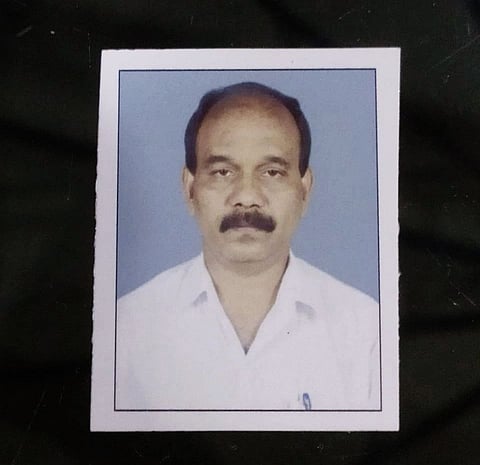 भविष्यात भ्रमणध्वनी मनोरे उभे केल्यास ही समस्या निकालात निघेल, असा आशावाद शिक्षण संचालक दिलीप भगत यांनी गोमन्तकशी बोलतांना व्यक्त केला.