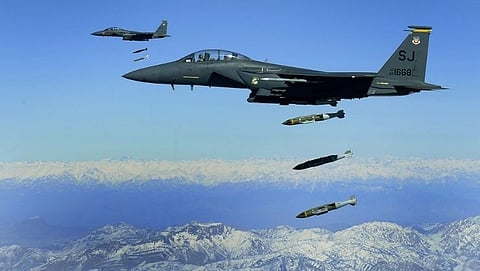  USA conducts airstrike on Taliban; 11 killed