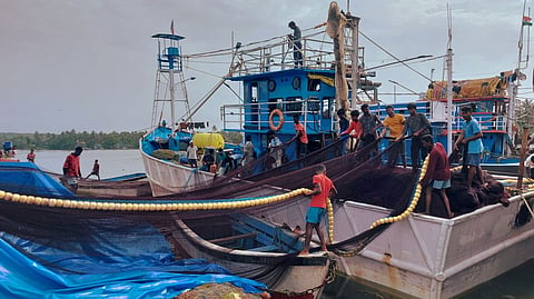 मच्छीमारी ट्रॉलर्स