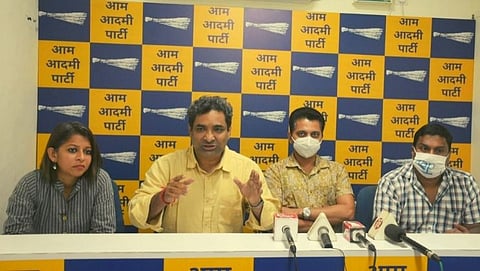 आम आदमी पक्षाची पत्रकार परिषद 