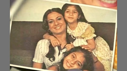 Kajol gets emotional on mother Tanuja birthday 