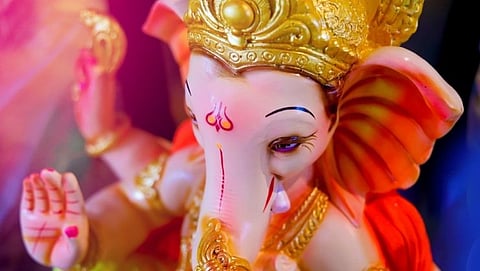 Ganesh Visarjan 2021: या जयघोषणे लाडक्या बाप्पांला द्या निरोप 
